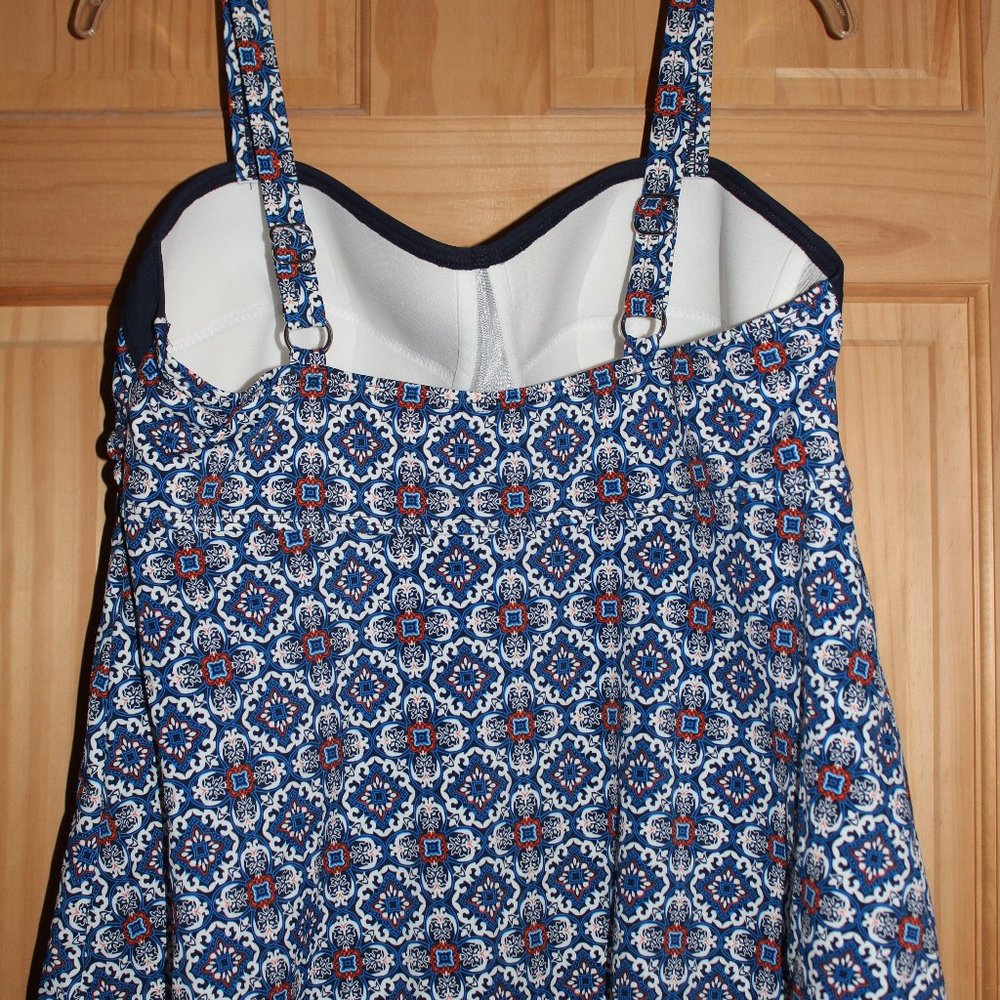 Women's Shape Solver Tankini Swim Top - Picture 3 of 6